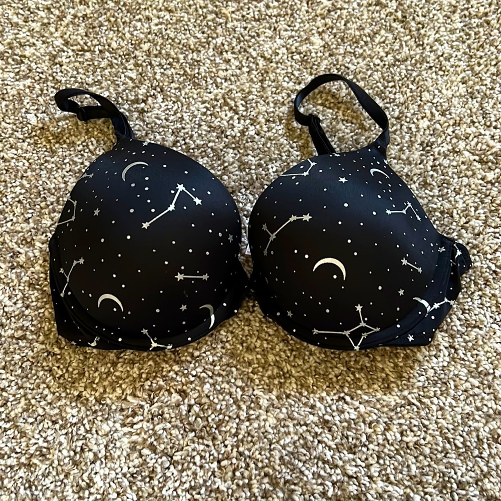 Victoria’s Secret Black Constellation Push Up Bra
